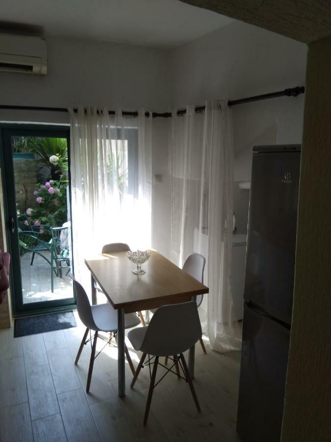 Studio Apartman Gracija Herceg Novi Zewnętrze zdjęcie